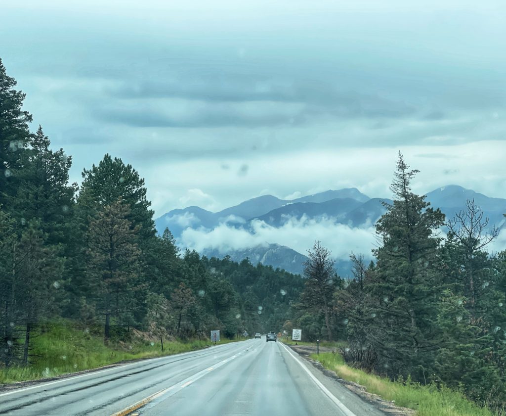 Image of the road to Estes Park
