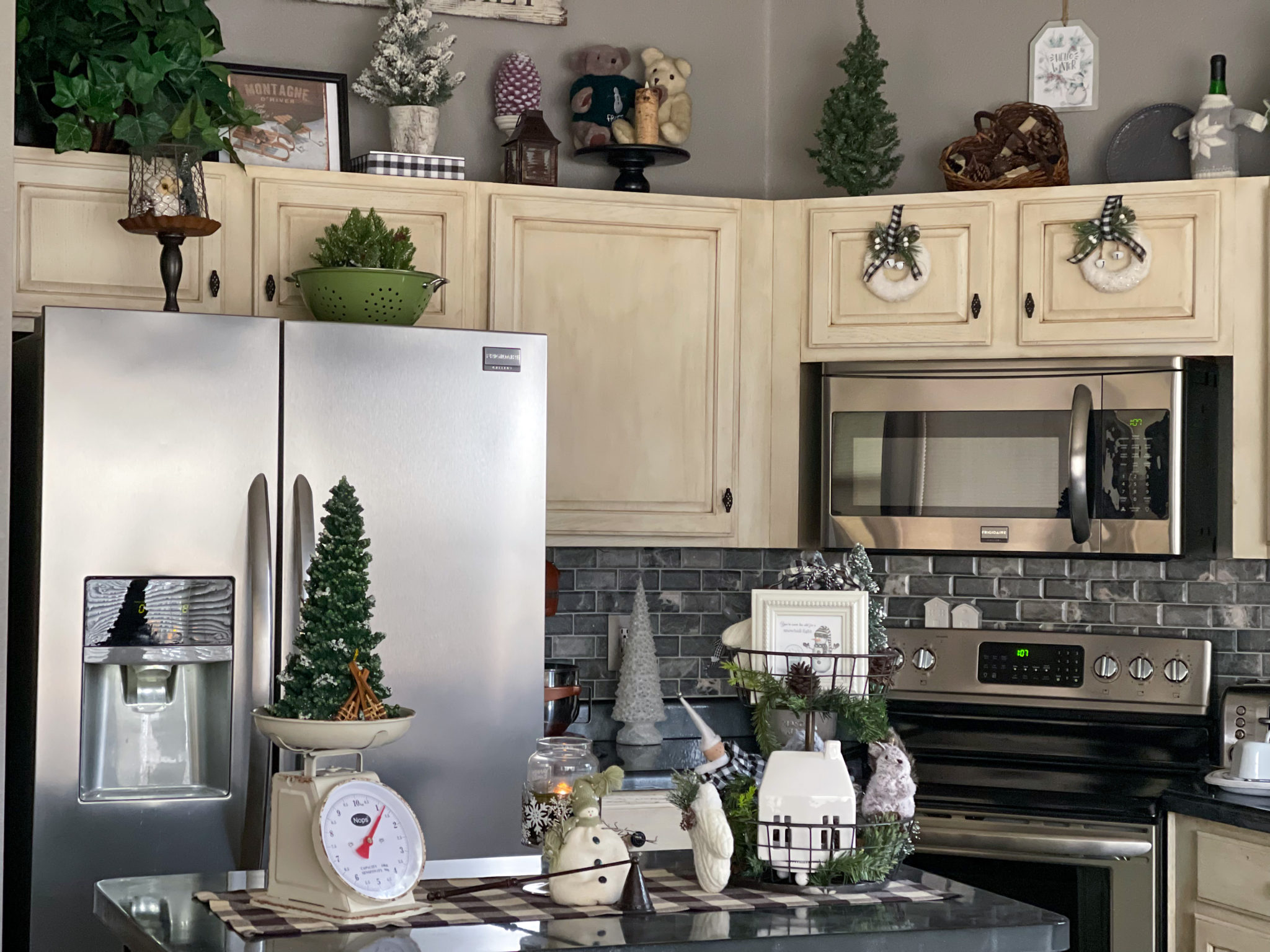 Decorating Ideas For A Cozy Winter Kitchen - My Home Of All Seasons